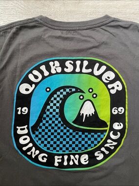 Quiksilver | retro t-shirt size XL
